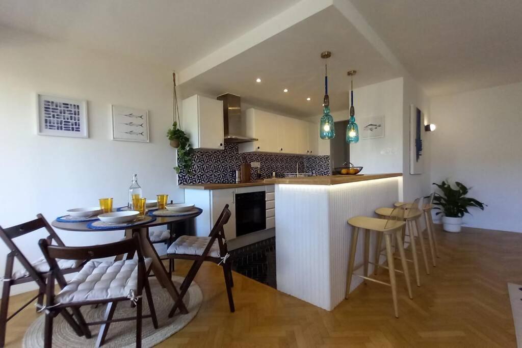 Le Carre D'or 8e Apartment *